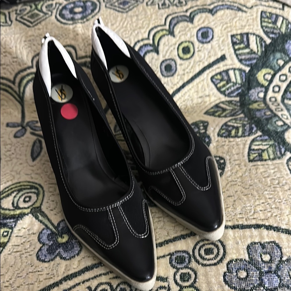 Victorias secret black and White Women's Shoes